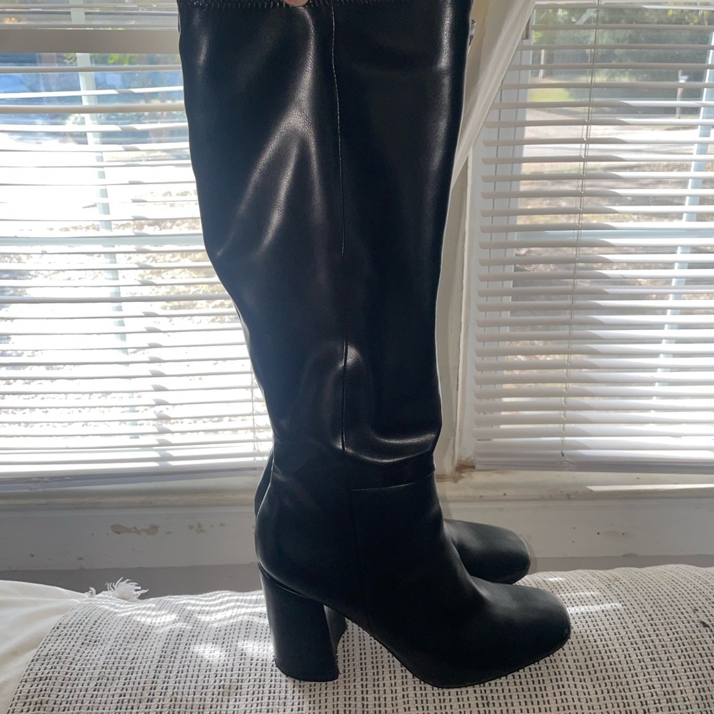 Black Knee-High Leather Boots
